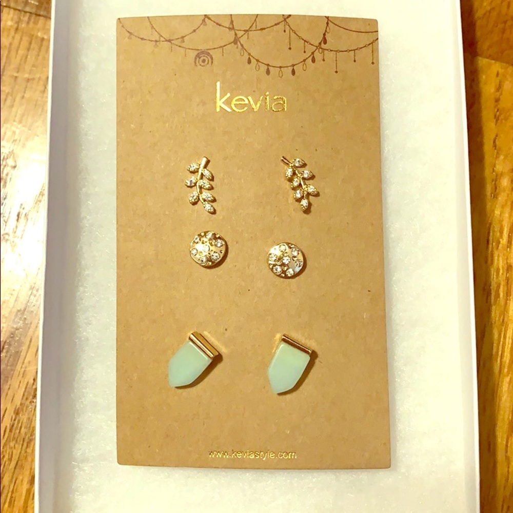 3 pairs of earrings as a set